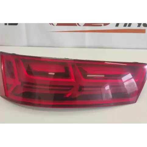 AU736ECE14S фара задняя Audi Q7 4M 2018