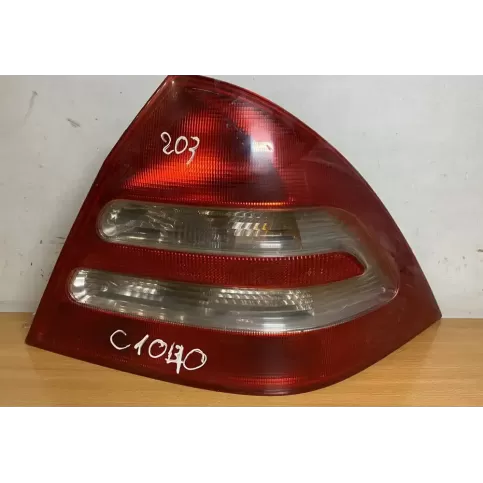 C1040 фара задняя Mercedes-Benz C W203 2003