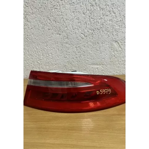 D5979 фара задняя Jaguar XE 2015