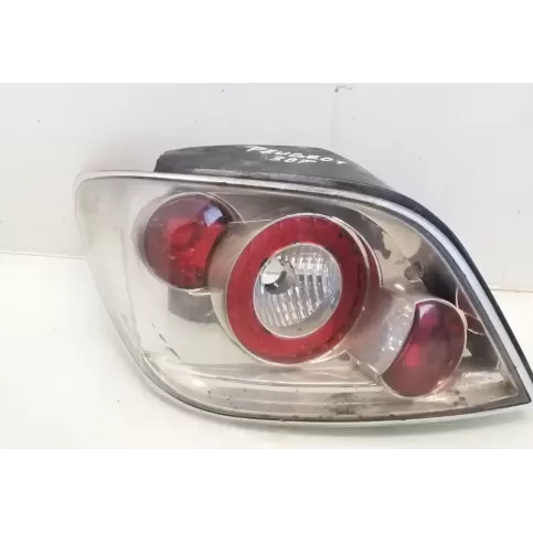 E410558 фара задняя Peugeot 307 2002