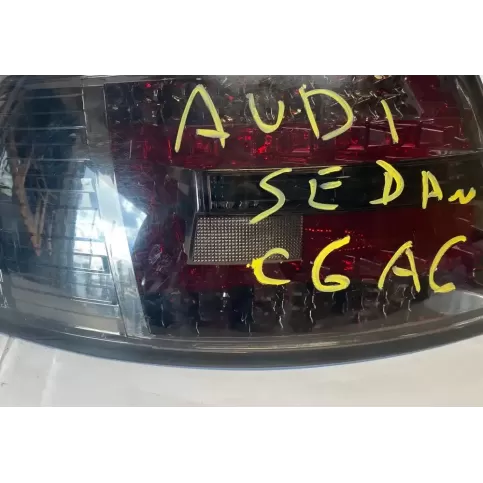 EEAD061 фара задняя Audi A6 S6 C6 4F 2006