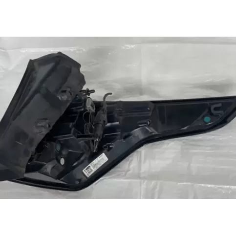 GV4113405AF фара задня Ford Kuga II 2016