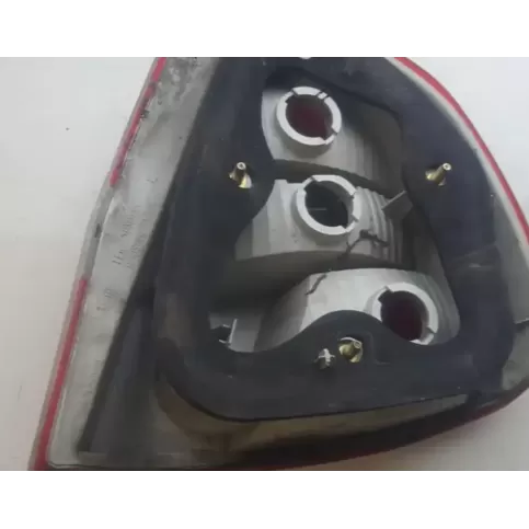 HELLA151085151085 фара задня Mitsubishi Carisma 2001