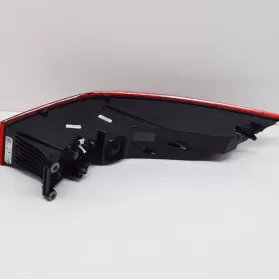 J9C313404CC фара задняя Jaguar E-Pace 2020