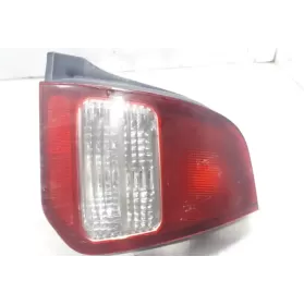 MR221880 фара задняя Mitsubishi Colt 2000